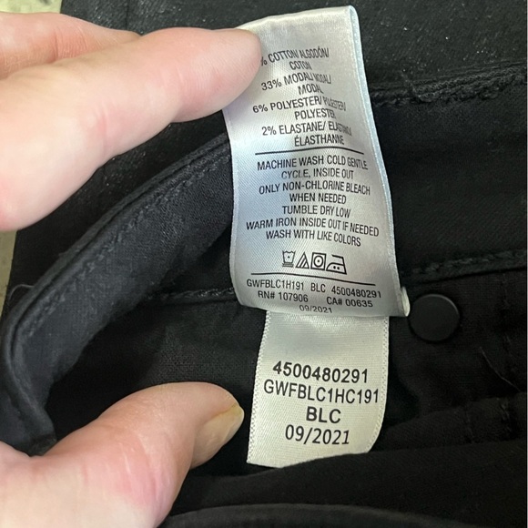 Hudson Holly black coated high rise bootcut jeans - Picture 11 of 11